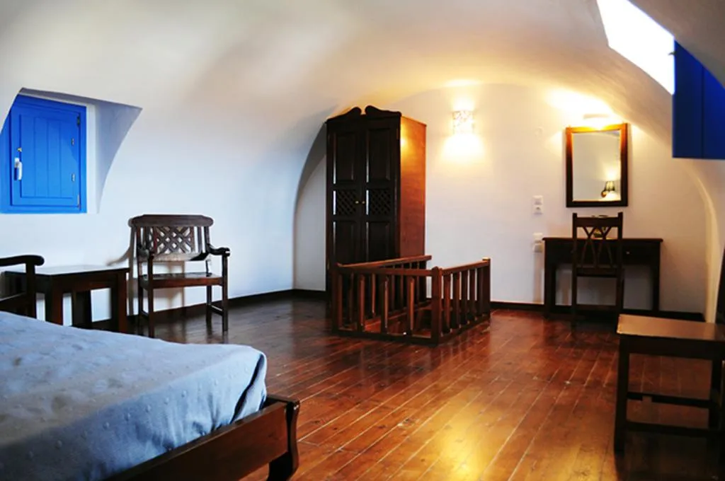 Room, Laokasti Villas, Santorini