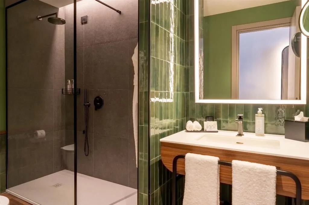 Room, Picciolo Etna Golf Resort & Spa, Curio Collection, Catania