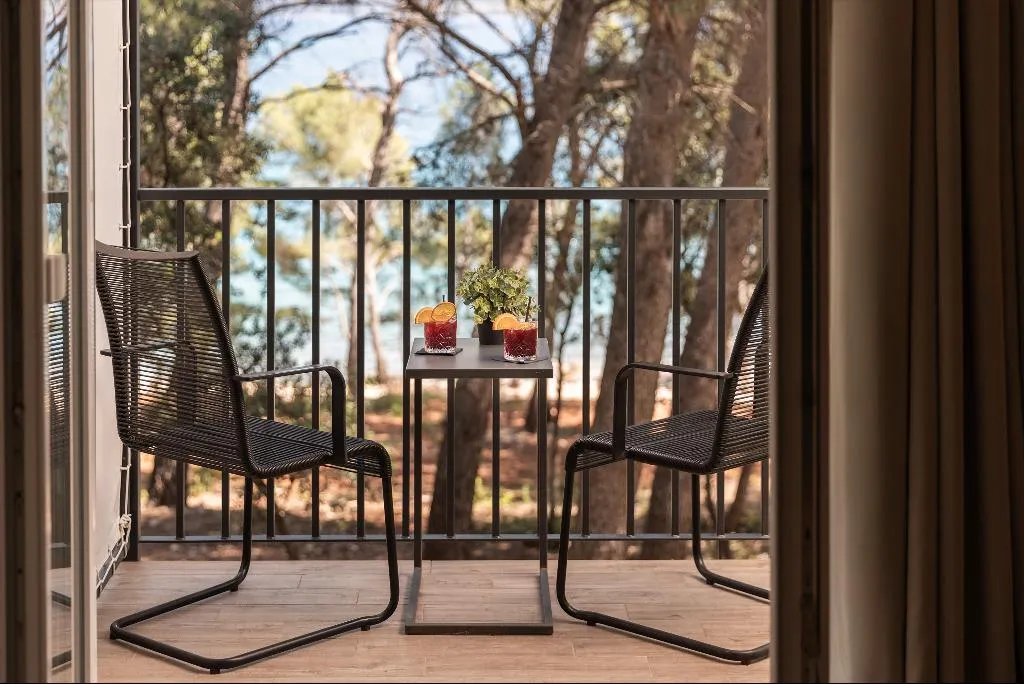 SUITE SIDE SEA VIEW WITH BALCONY Room, Aminess Senses Hvar Resort, Split