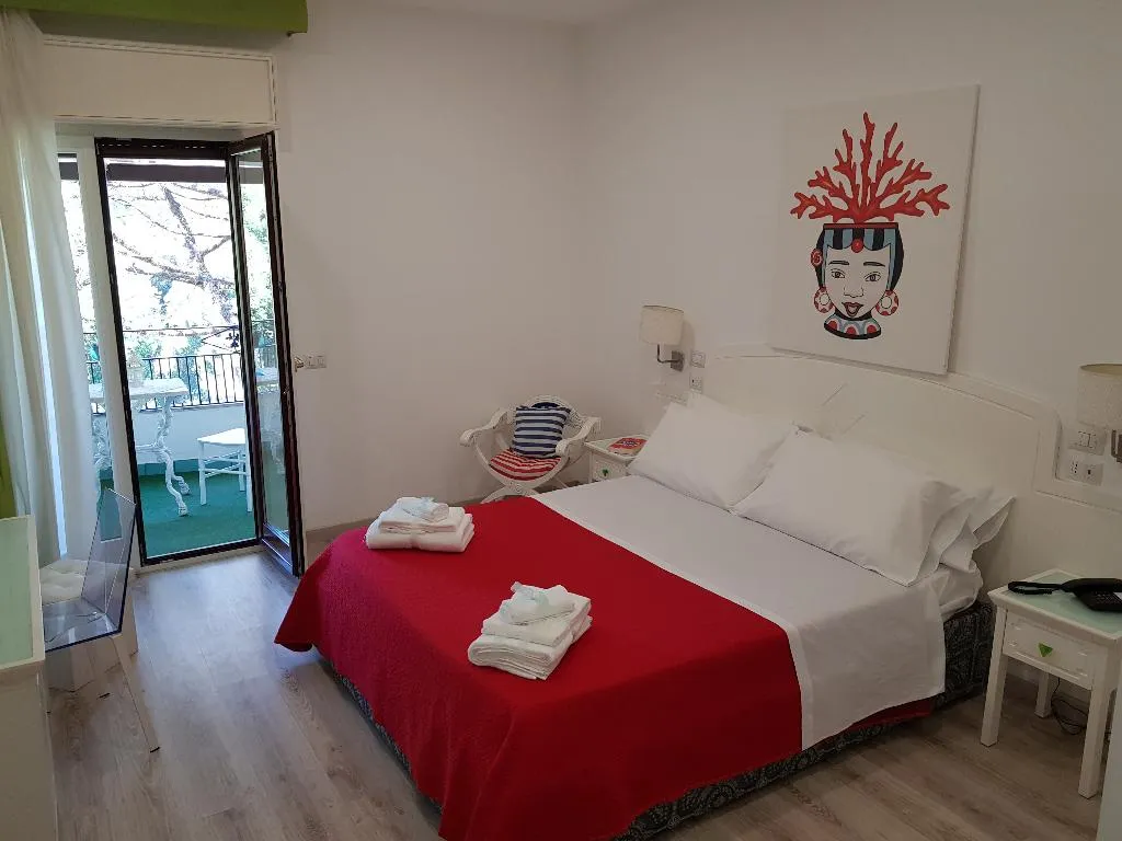 DOUBLE SUPERIOR SEA VIEW Room, Oriente, Naples