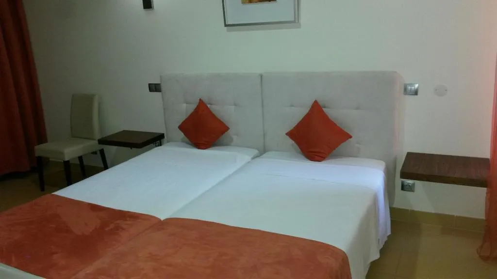 DOUBLE STANDARD Room, Praia Sol, Algarve
