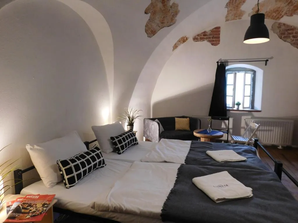Room WITH SHARED BATHROOM Room, Luneta Warszawska Hostel, Krakow