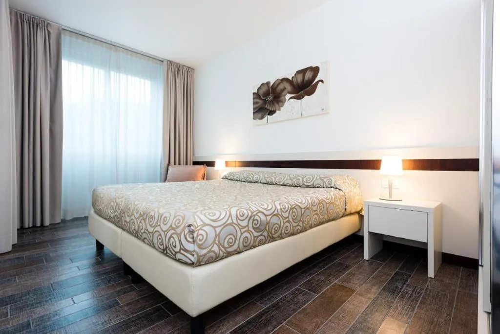 Room, Aparthotel Holiday, Venice