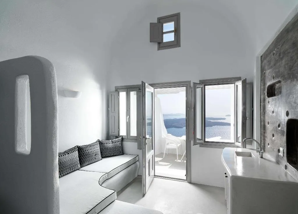 Room, Tholos Resort, Santorini