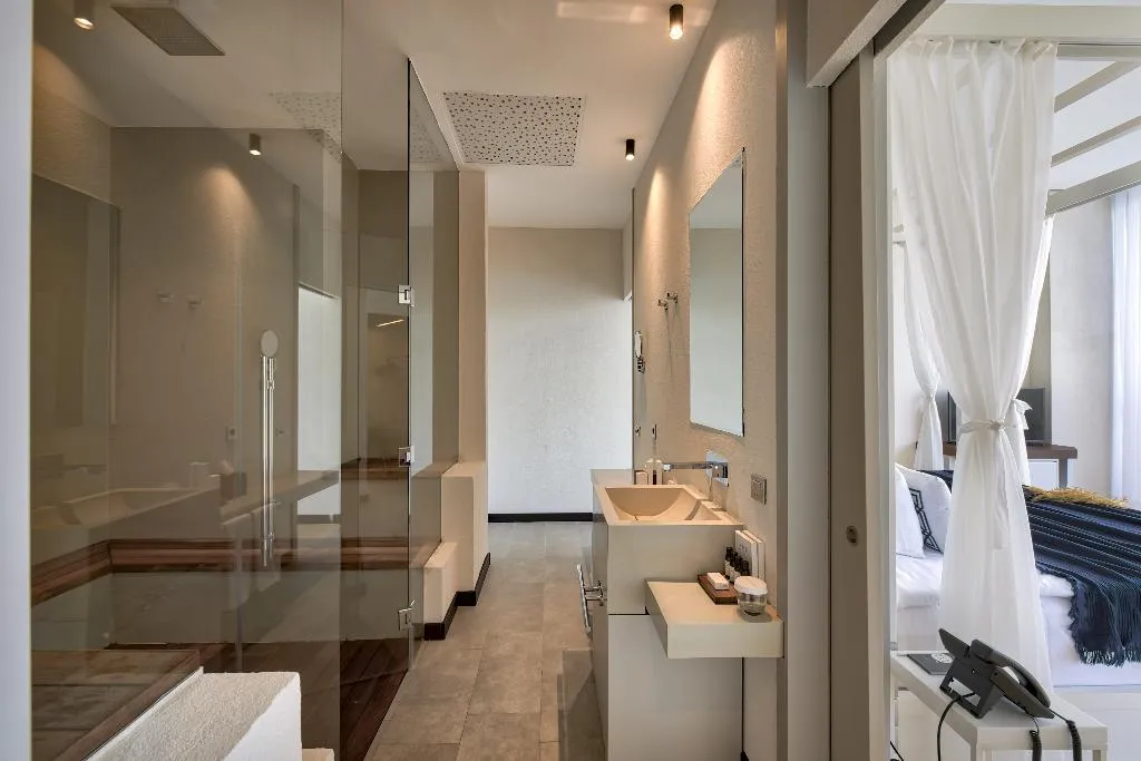 JUNIOR SUITE WITH PRIVATE POOL Room, Cape Bodrum Luxury Hotel & Beach, Bodrum