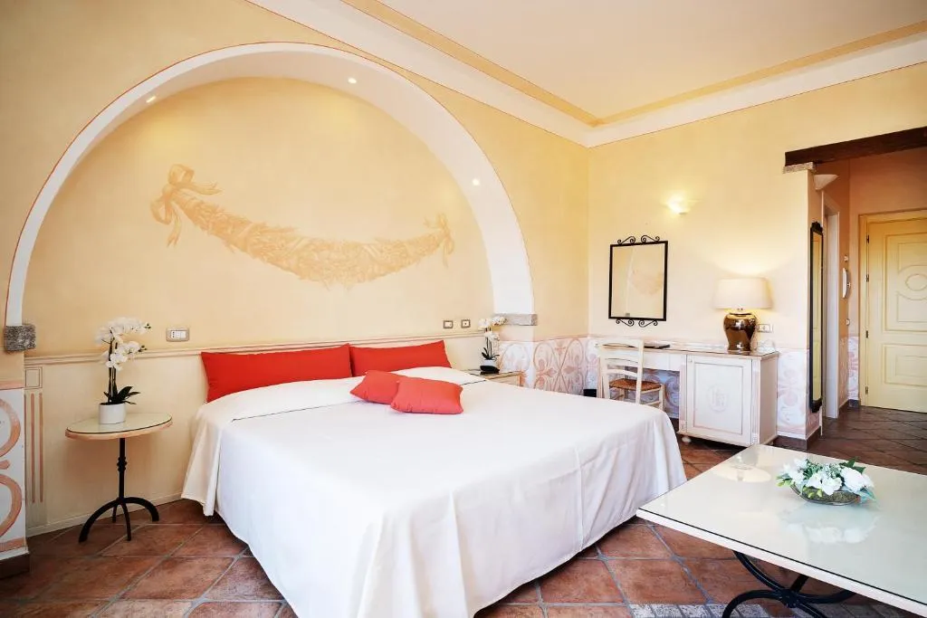 DOUBLE STANDARD Room, LH Pozzo Sacro, Olbia