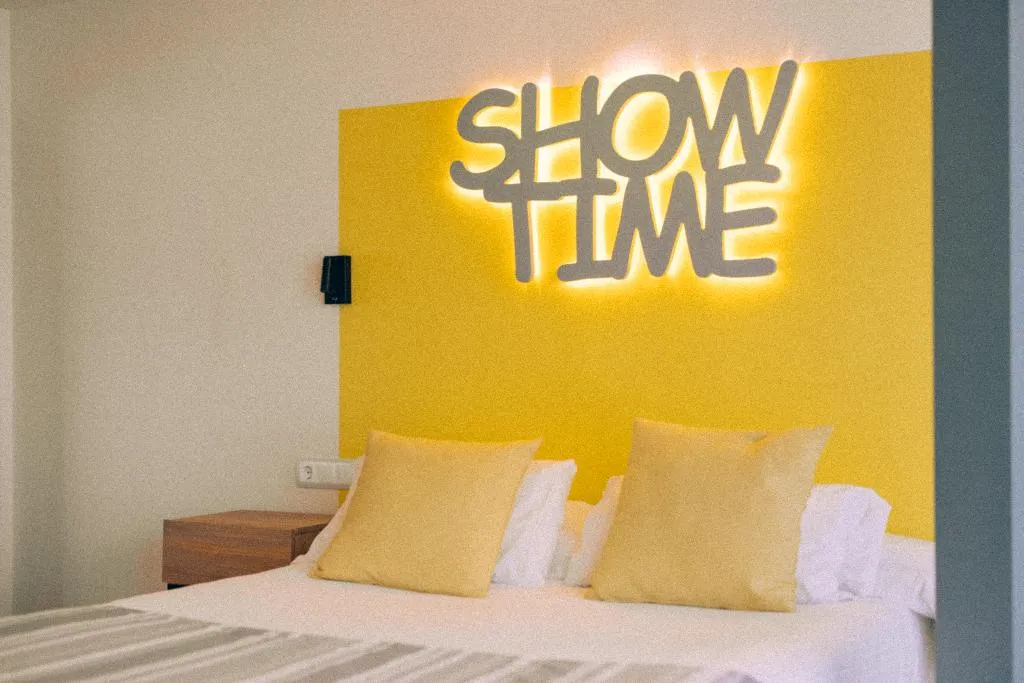 TRIPLE PREMIUM Room, Marina Resort Benidorm-The Original Benidorm Vibe, Costa Blanca