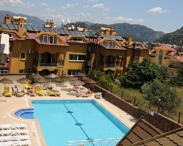 Kleopatra Apartments, Dalaman