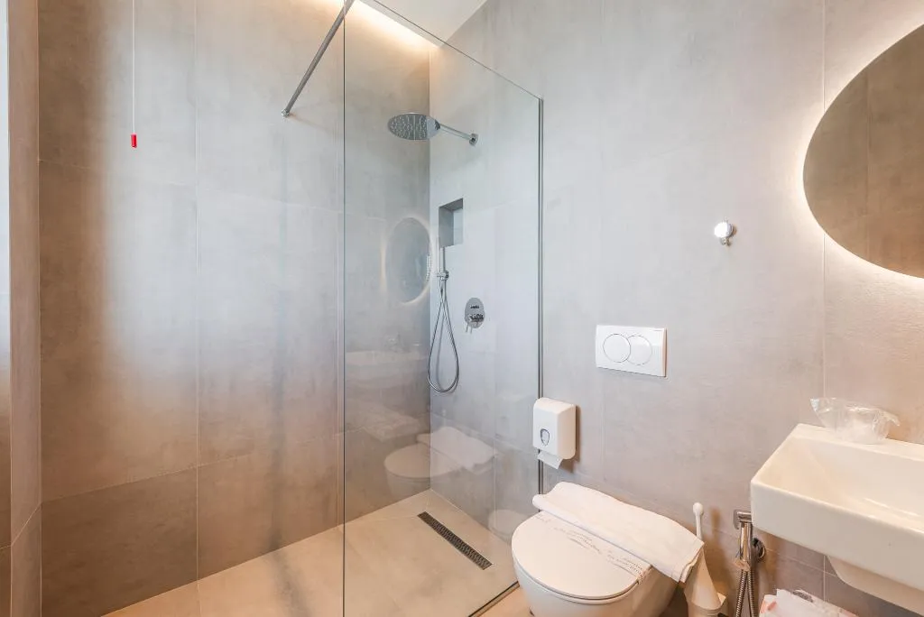 DOUBLE SEA VIEW Room, Aragosta Hotel, Durres