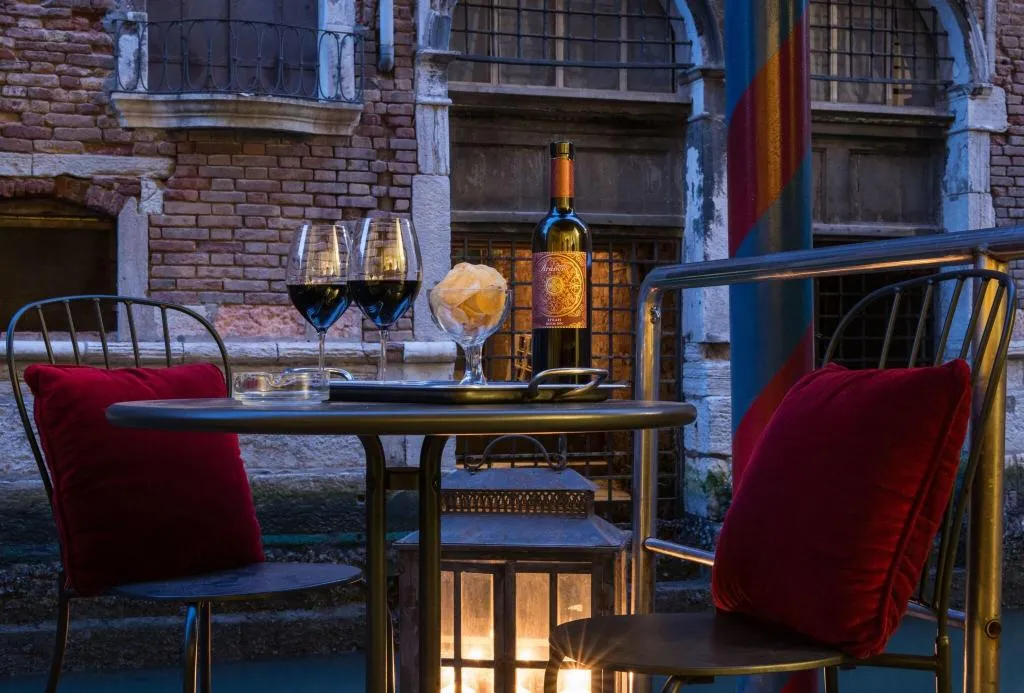 Restaurant, Becher, Venice
