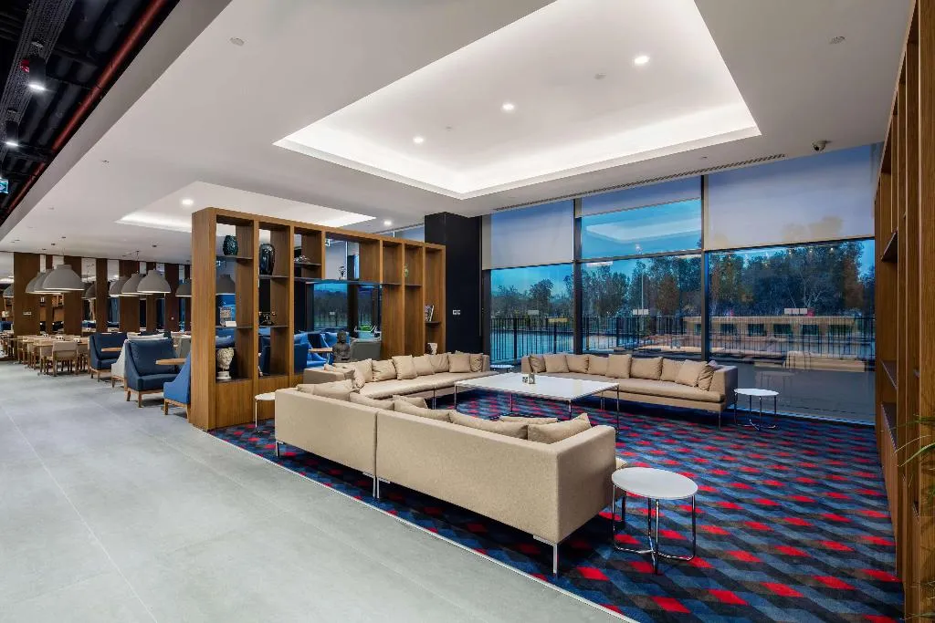 Lobby, Hampton by Hilton Izmir Aliaga, Izmir