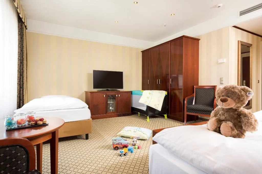Room, JW Marriott Hotel Berlin, Berlin