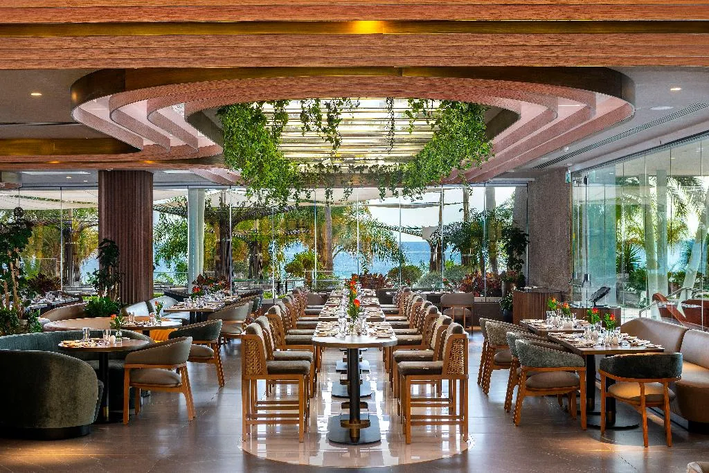 Restaurant, Amathus Beach Hotel Limassol, Cyprus