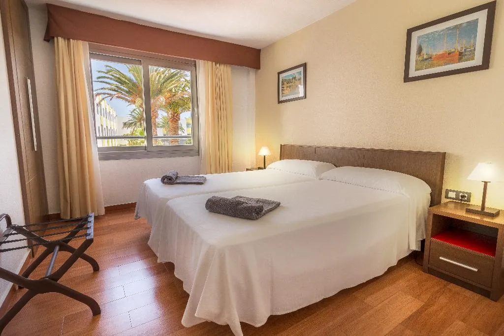 Double or Twin POOL VIEW Room, Hotel LIVVO Corralejo Beach, Fuerteventura