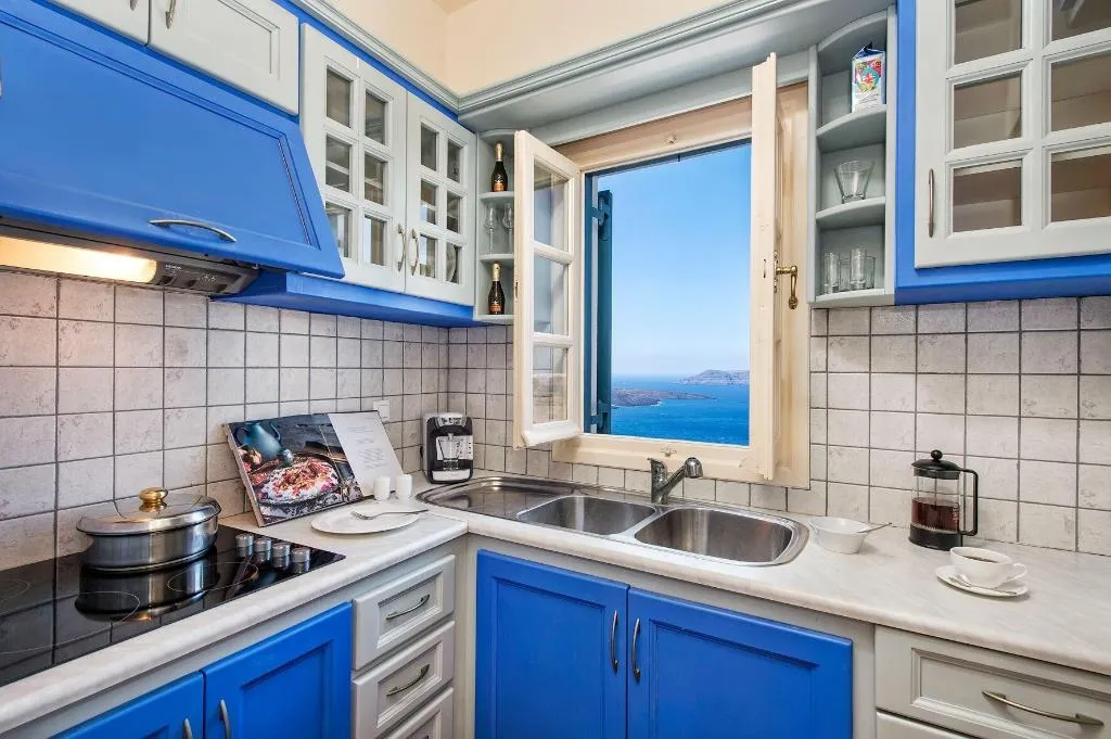 Room, Golden Grey Goose, Santorini