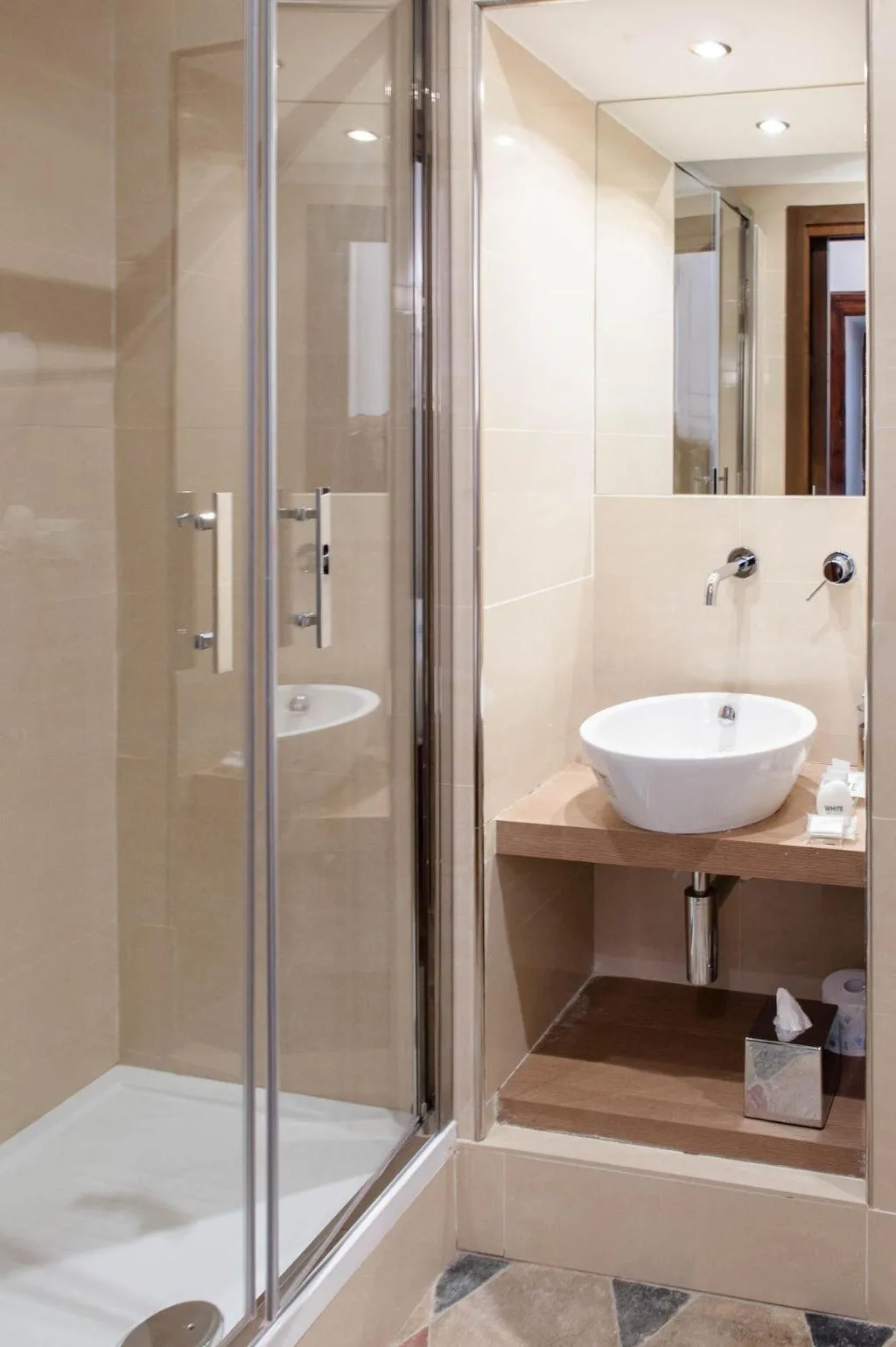Room, Navona Central Suites, Rome