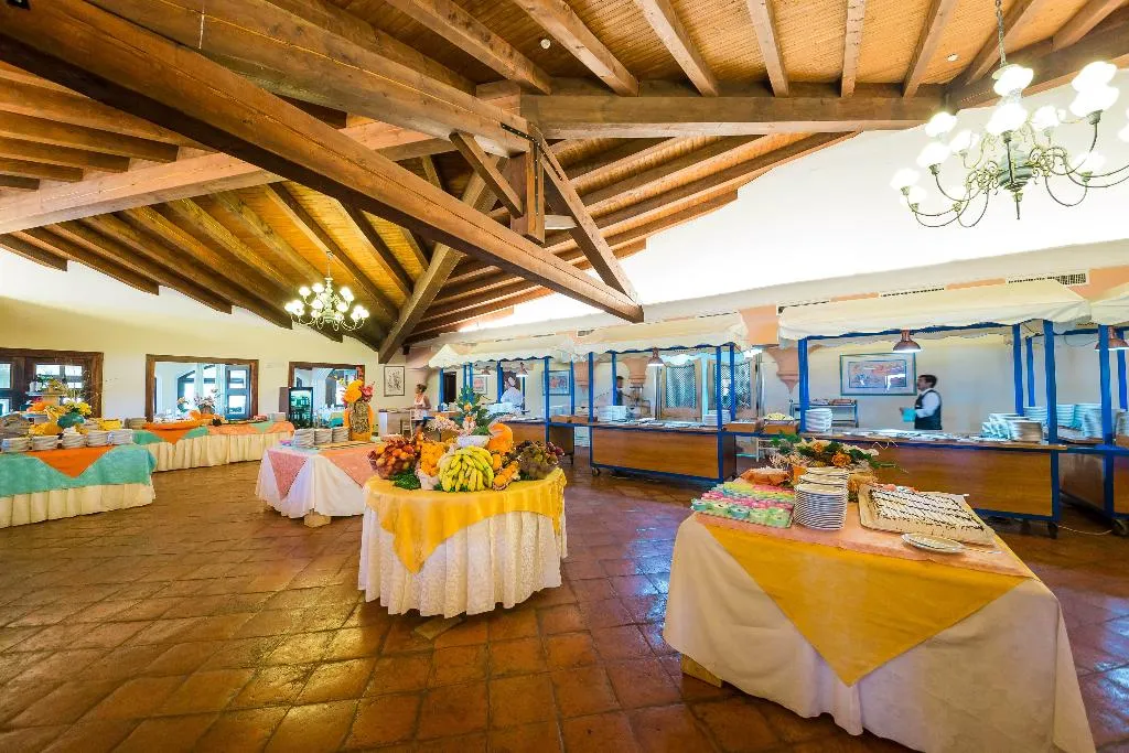 Restaurant, Valtur Sardegna Baia Dei Pini Resort, Olbia