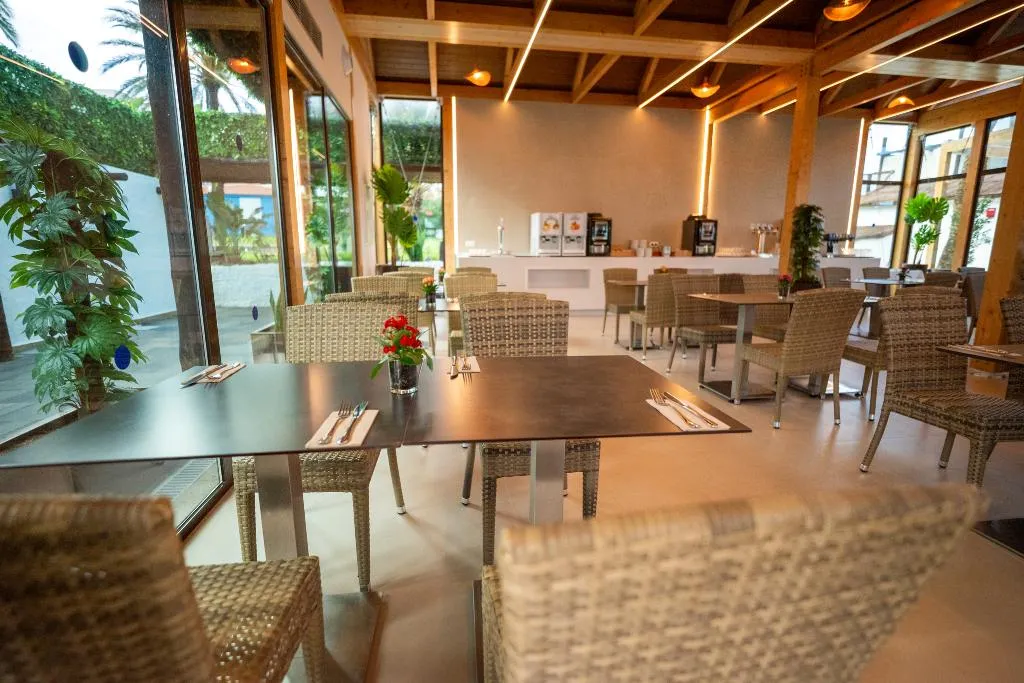 Restaurant, HL Miraflor Suites, Gran Canaria