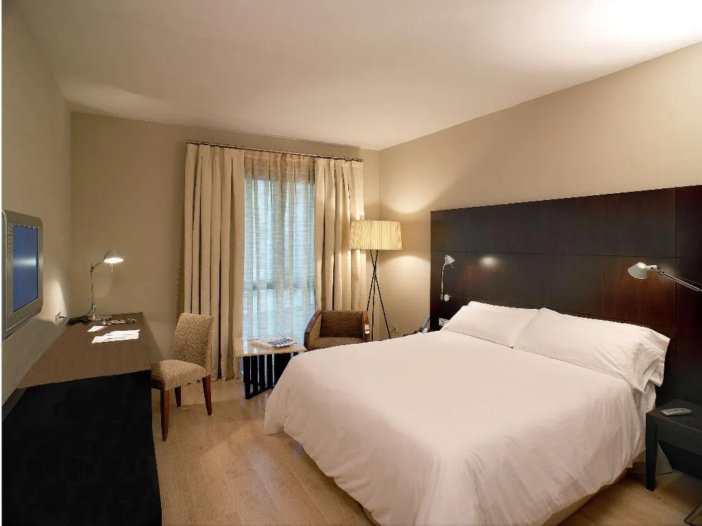 Room, Alexandra Barcelona, Curio Collection by Hilton, Barcelona