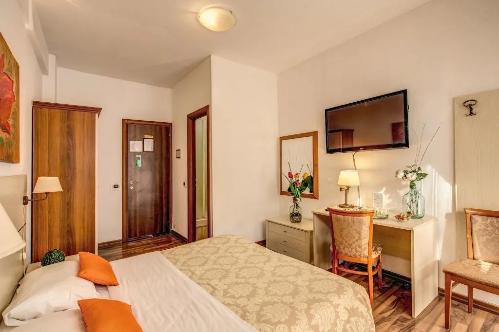 Room, Trastevere Rooms, Rome