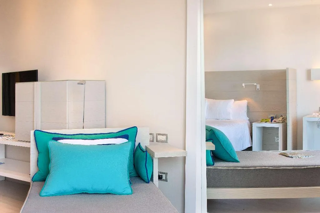 Room, Hilton Sorrento Palace, Naples