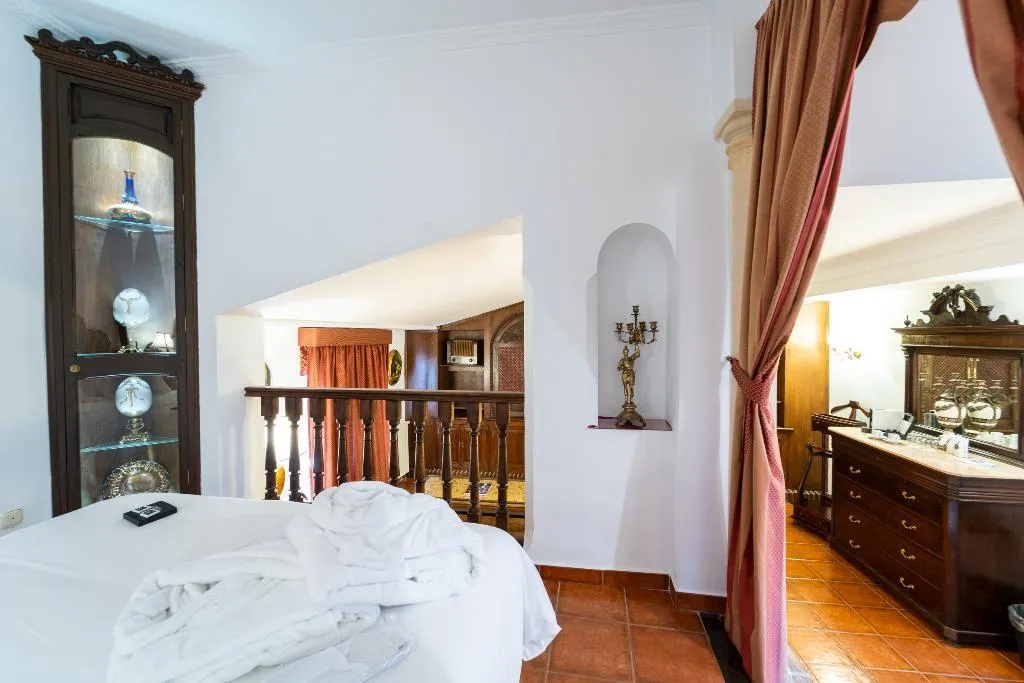 JUNIOR SUITE STANDARD Room, Soho Boutique Palacio San Gabriel  Ronda, Costa Del Sol