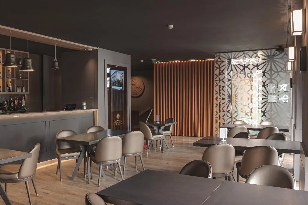 Restaurant, Burgus Tribute & Design Hotel, Porto
