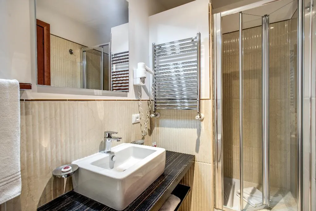 Double or Twin DELUXE Room, Rome Garden, Rome