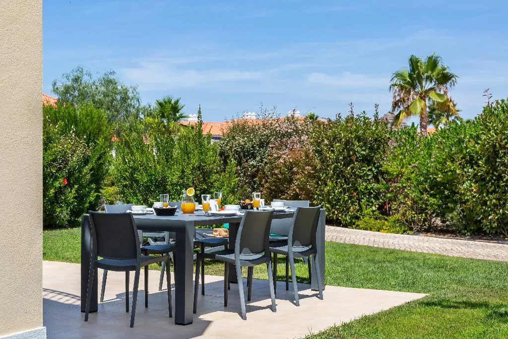 VILLA THREE BEDROOMS Room, Eden Villas & Apartments, Algarve