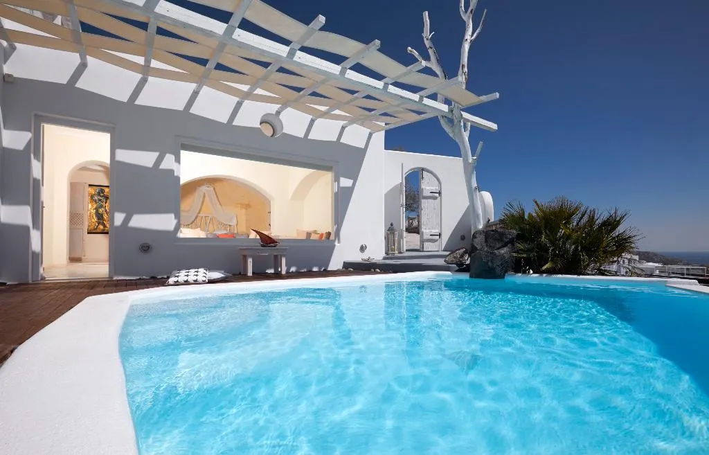 SUITE WITH PRIVATE POOL Room, Athermi Suites, Santorini