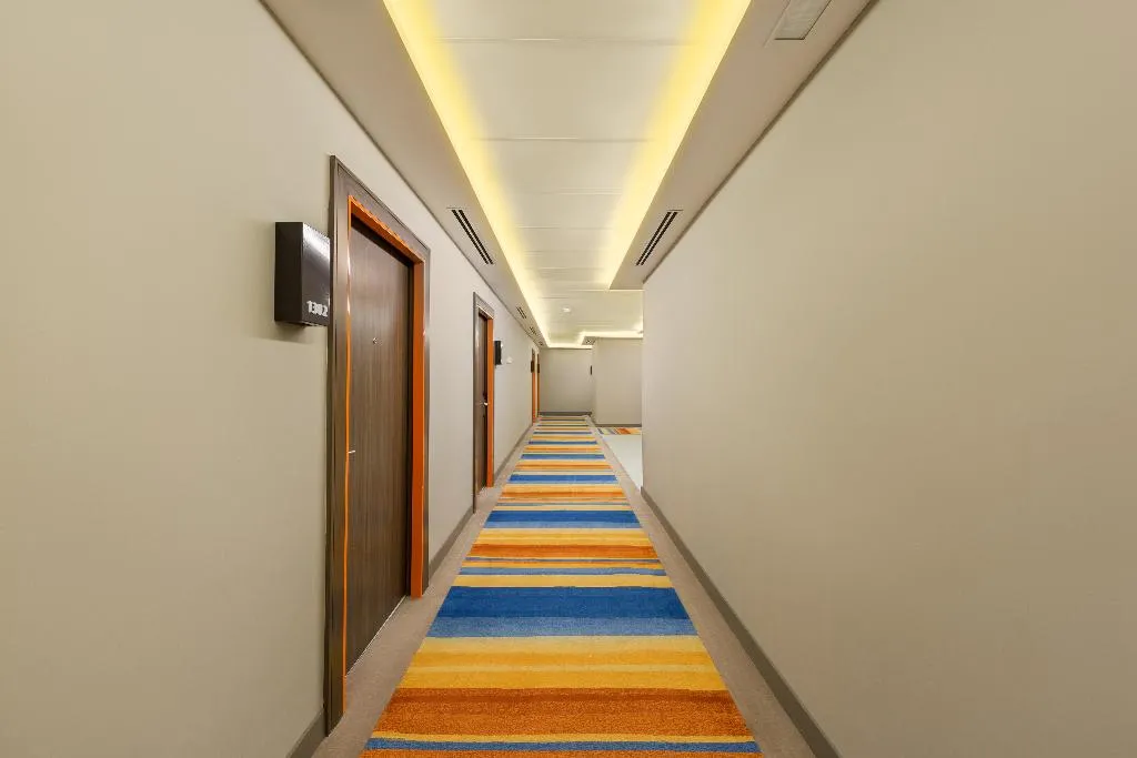 Double or Twin STANDARD Room, Citymax Hotel Al Barsha, Dubai