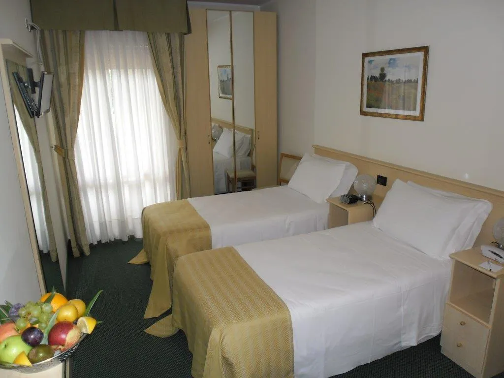 Double or Twin STANDARD Room, Hotel Terme Imperial, Venice