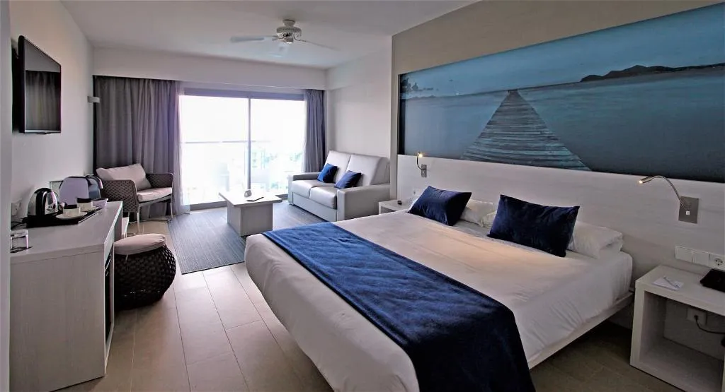 JUNIOR SUITE STANDARD Room, BG Tonga Tower Design Hotel & Suites, Majorca