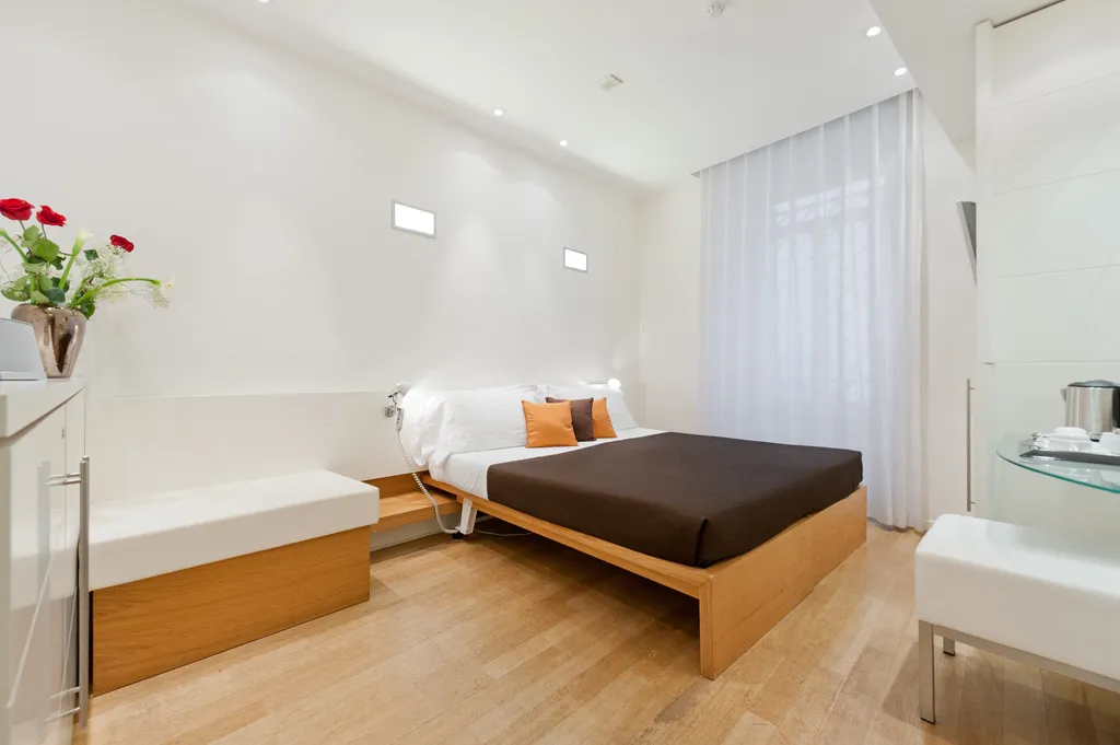 DOUBLE SUPERIOR Room, White, Rome
