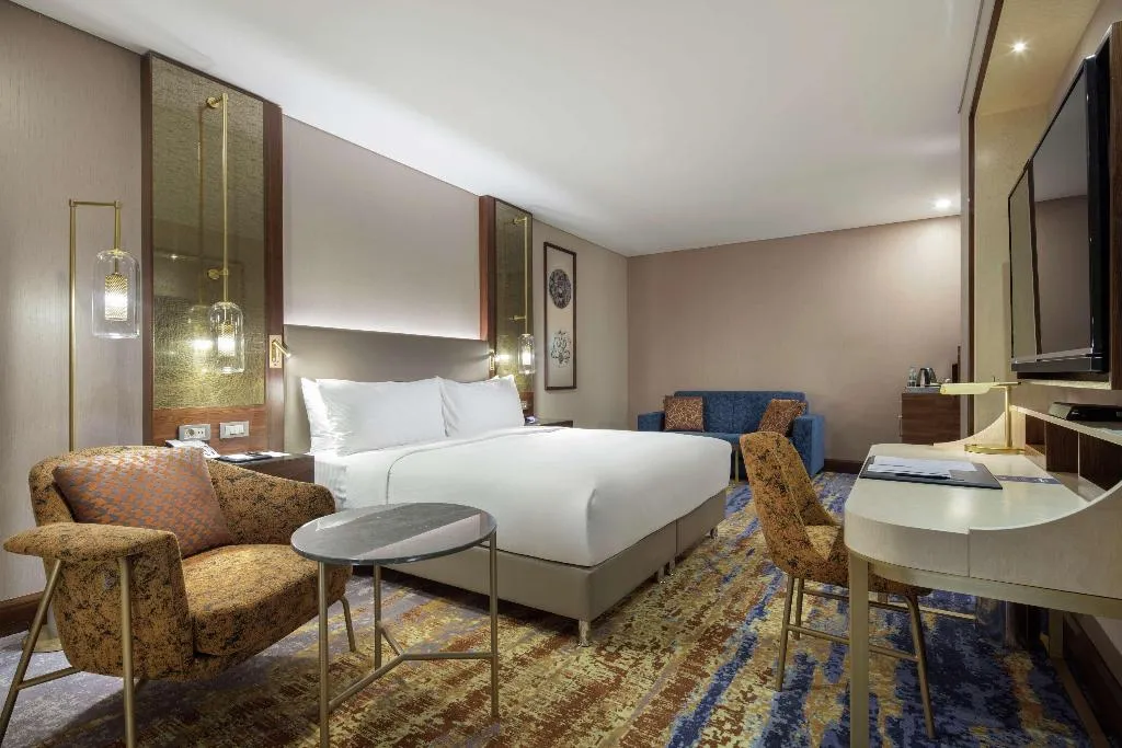 DOUBLE DELUXE Room, Doubletree Hilton Antalya City Centre, Antalya