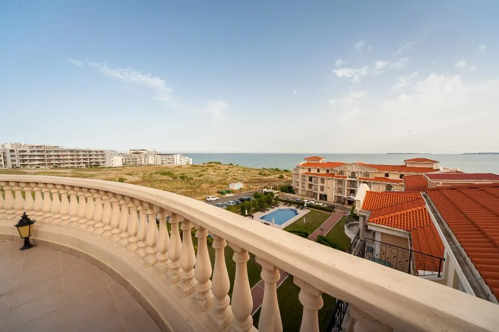 Terrace, Maisonettes In Royal Bay Residence And Spa, Bourgas
