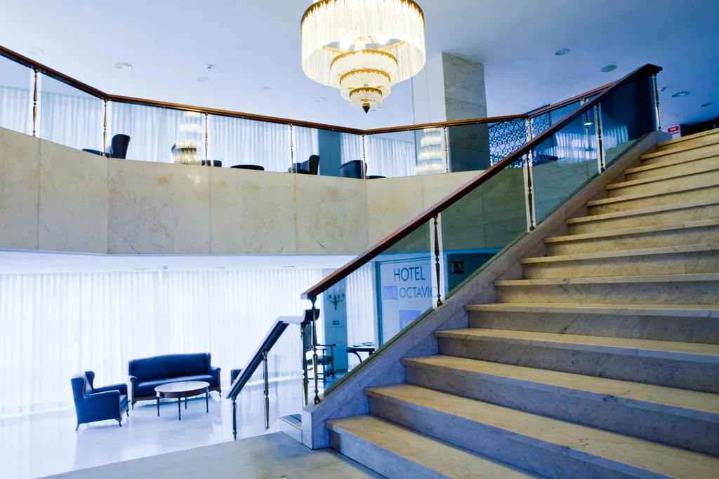 Lobby, Mir Octavio, Costa De La Luz