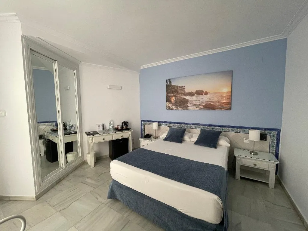 DOUBLE WITH JACUZZI Room, Plaza Cavana, Costa Del Sol