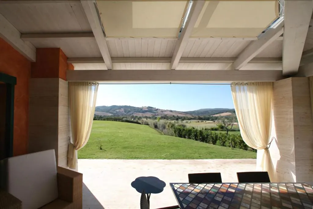 Sports and Entertainment, Villa Le Piazzole, Florence