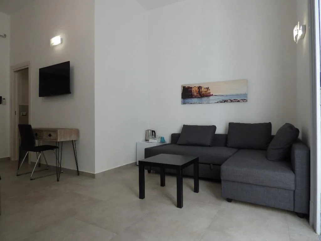 JUNIOR SUITE STANDARD Room, B&B Monteoliveto 33, Naples