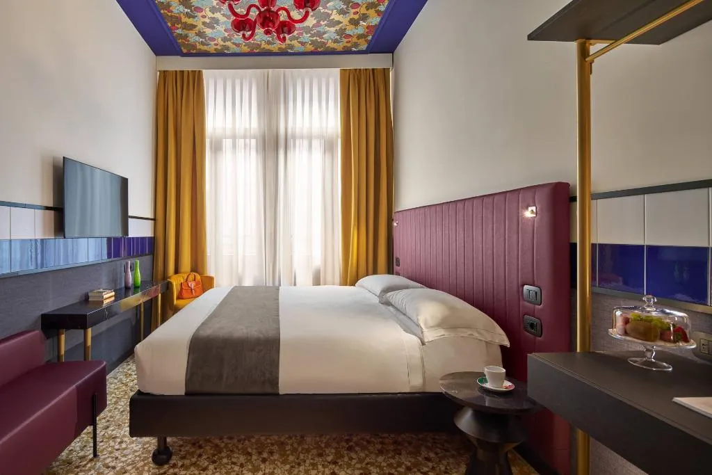Double or Twin DELUXE Room, UNA HOTELS Ala Venezia - Adults +16, Venice
