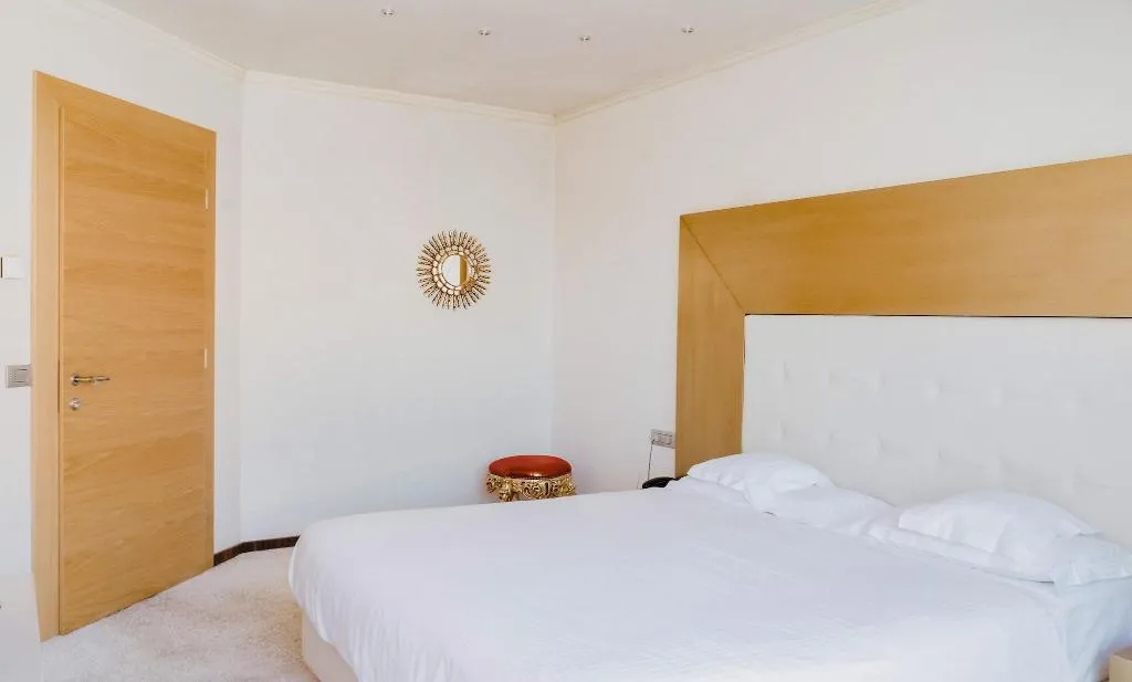 Room, Lac Salin Spa & Mountain Resort, Milan