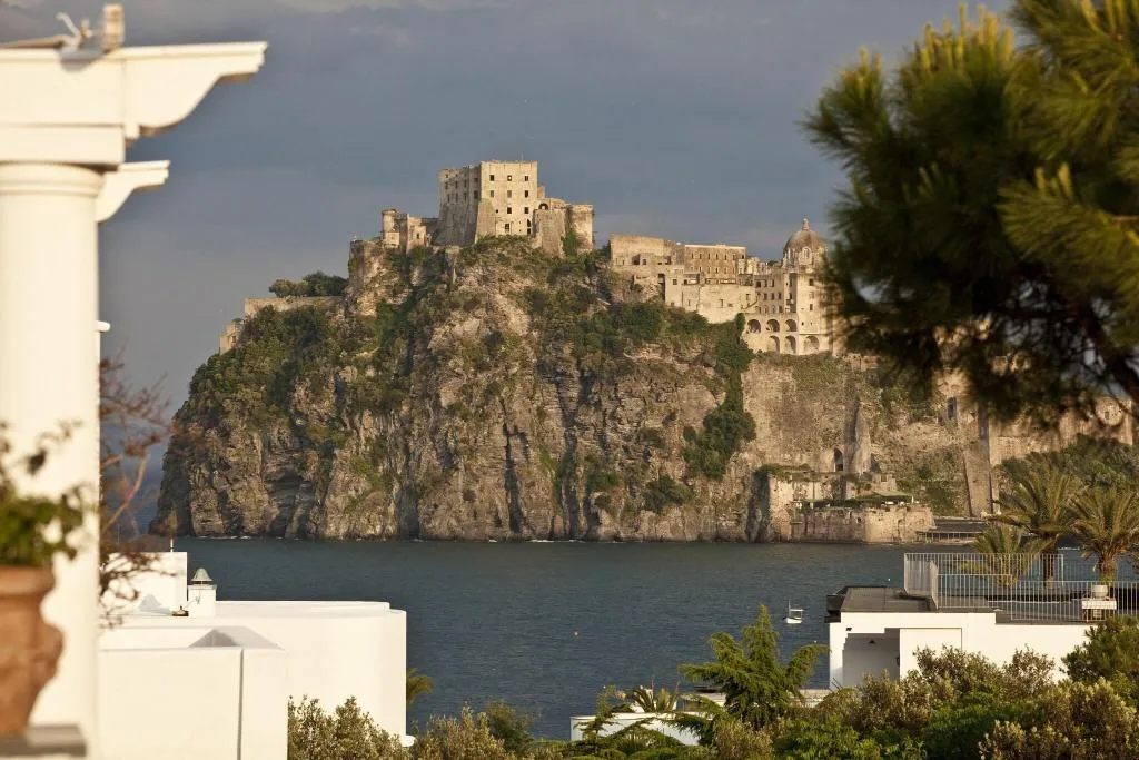 General view, Excelsior Belvedere Hotel & Spa, Naples
