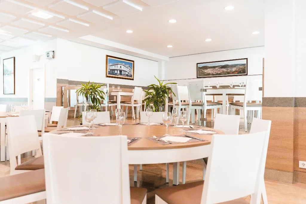 Restaurant, Aparthotel Loar Ferreries, Menorca