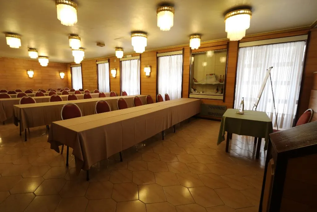 Conferences, Imperial, Porto