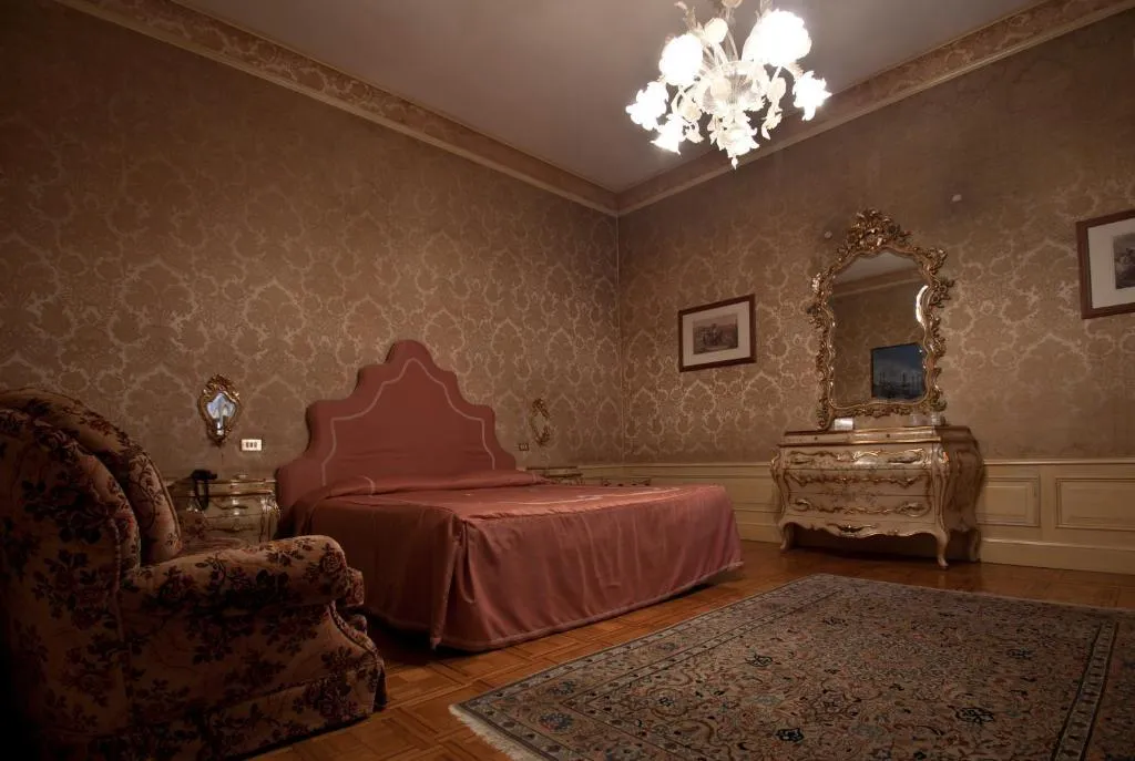 SUITE STANDARD Room, Park Hotel Villa Giustinian, Venice
