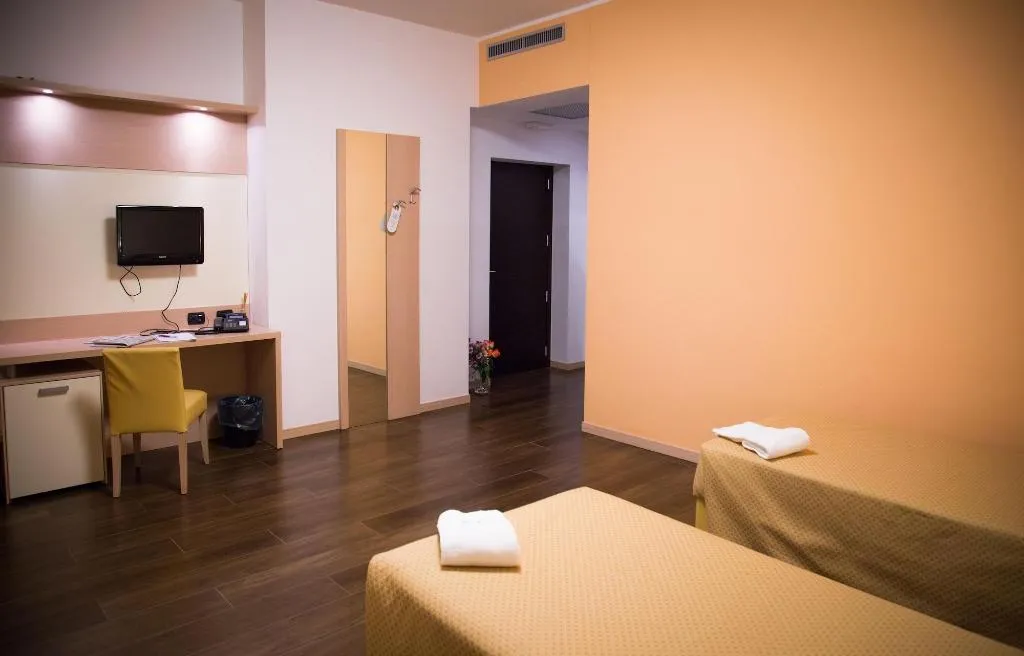 Room, Groane Hotel Residence, Milan