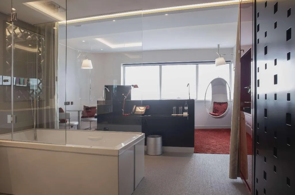 Room, Myriad By Sana Hotels, Lisbon