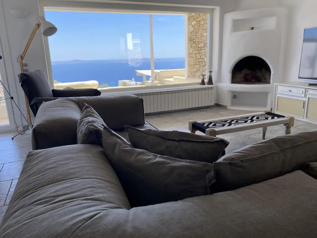 Room, Flaskos Suites, Mykonos