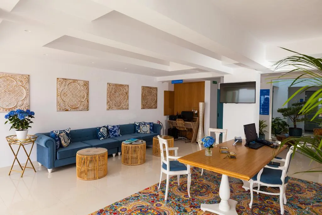 Lobby, Enorme Serenity Spritz, Crete